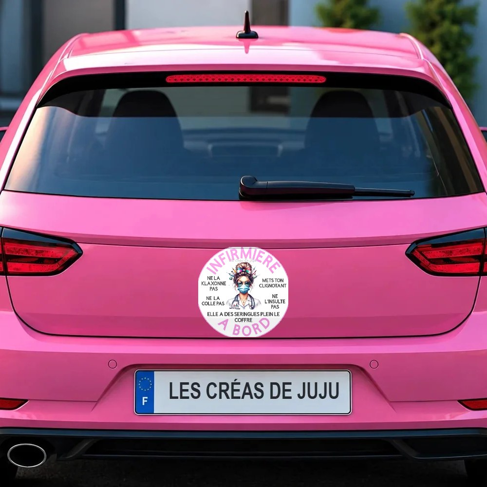 Stickers infirmière à bord sur le coffre d'une voiture rose – Les Créas De Juju